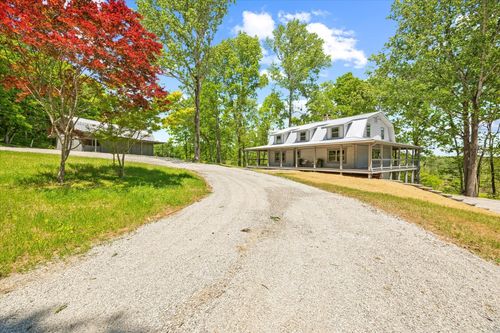 4221 New Hope Rd, Celina, TN, 38551-6167 | Card Image