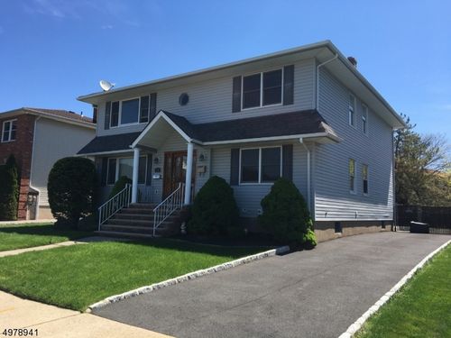 64 Renaissance Dr, Clifton, NJ, 07013-2133 | Card Image