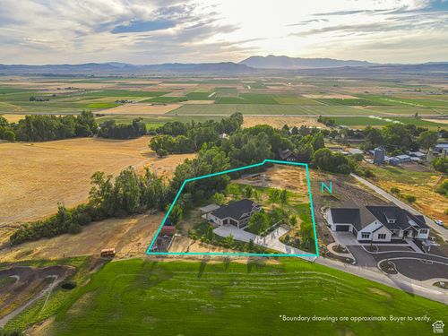 1241 E 9300 N, Richmond, UT, 84333-6707 | Card Image