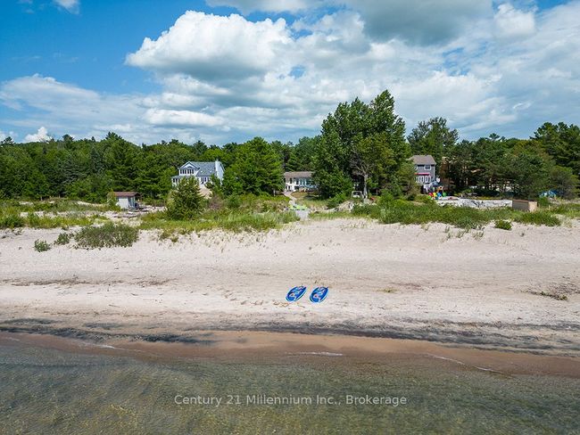 2284 Tiny Beaches Rd S, House other with 3 bedrooms, 2 bathrooms and 6 parking in Tiny ON | Image 17