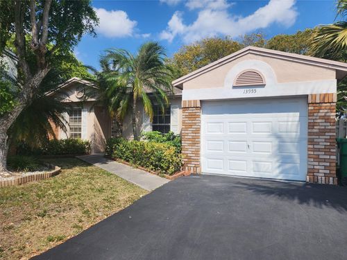 13955 Langley Pl, Davie, FL, 33325-6416 | Card Image