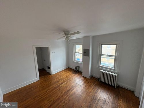 fl-3rd-2901 N 5th St, PHILADELPHIA, PA, 19133-2828 | Card Image