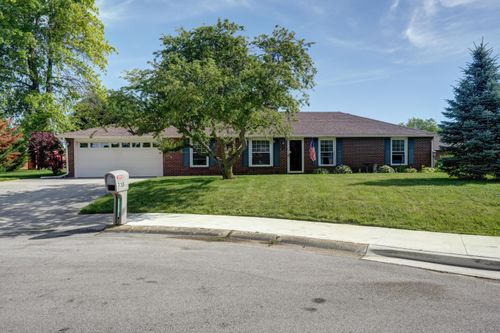 110 Fairfax Ct, Greenville, OH, 45331-2752 | Card Image