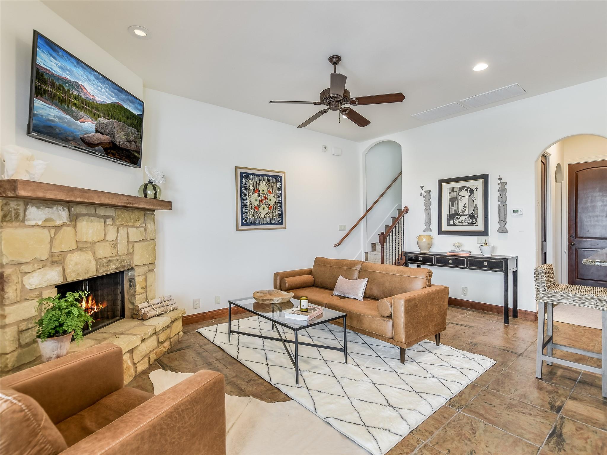 Residential in Jonestown 5