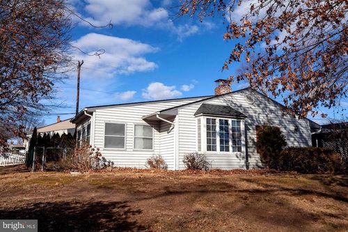 273 Birch Drive, LEVITTOWN, PA, 19054 | Card Image