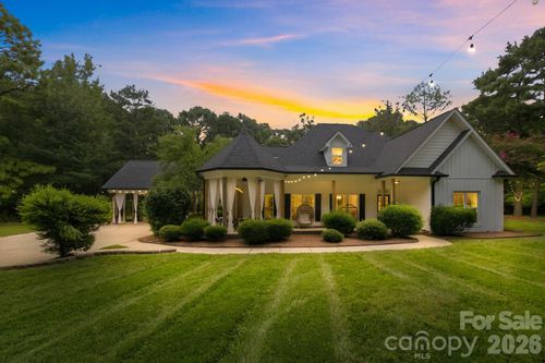 9544 Brief Rd, Charlotte, NC, 28227-8461 | Card Image