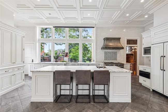 10 Brown St, House other with 5 bedrooms, 8 bathrooms and 8 parking in Providence RI | Image 19