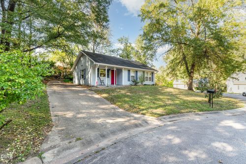 2 Capri Ter, Durham, NC, 27703-4351 | Card Image