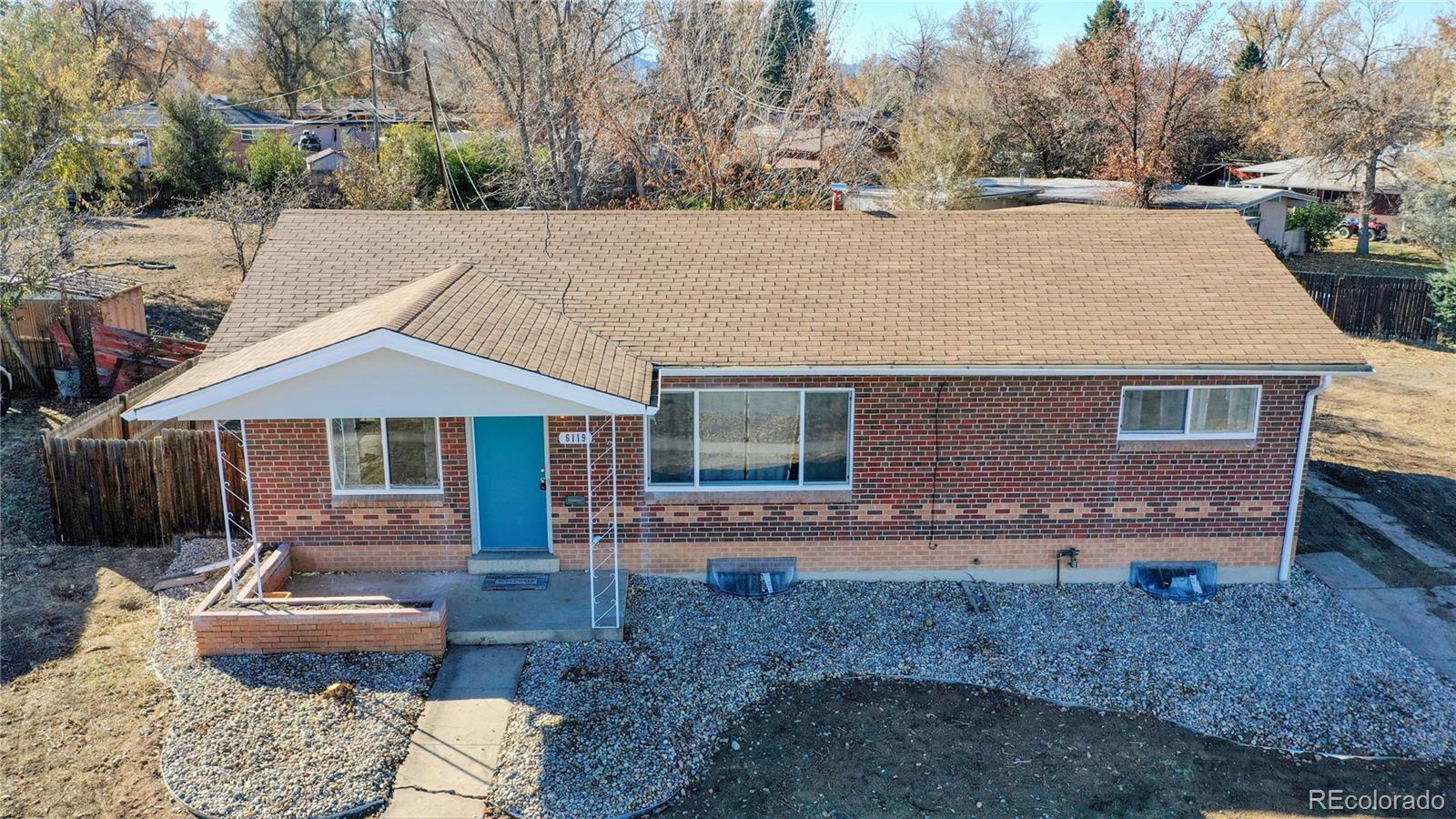 Broadway , Littleton, CO 80121
