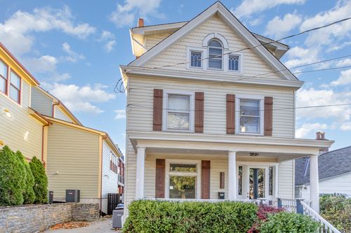 1030 Vine St, Newport, KY, 41071-2425 | Card Image