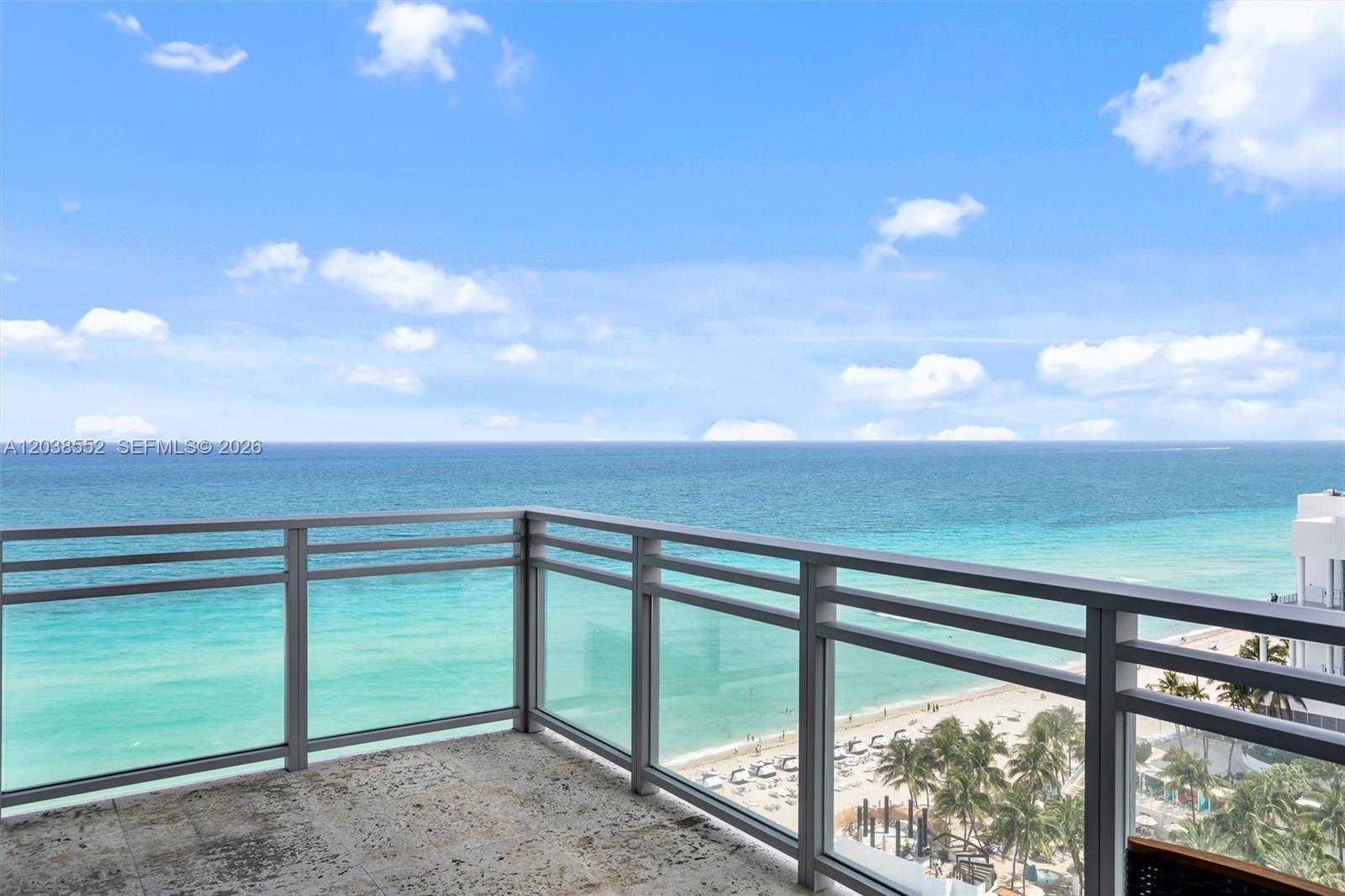 Residential Lease in Hollywood 2