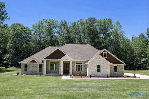 273 Goosepond Island Dr, Scottsboro, AL, 35769-5904 | Card Image