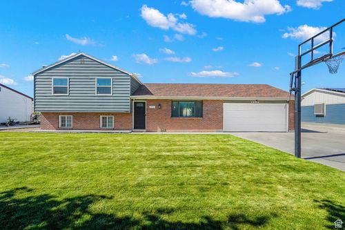3806 W Brandy Buck, Taylorsville, UT, 84129-3904 | Card Image