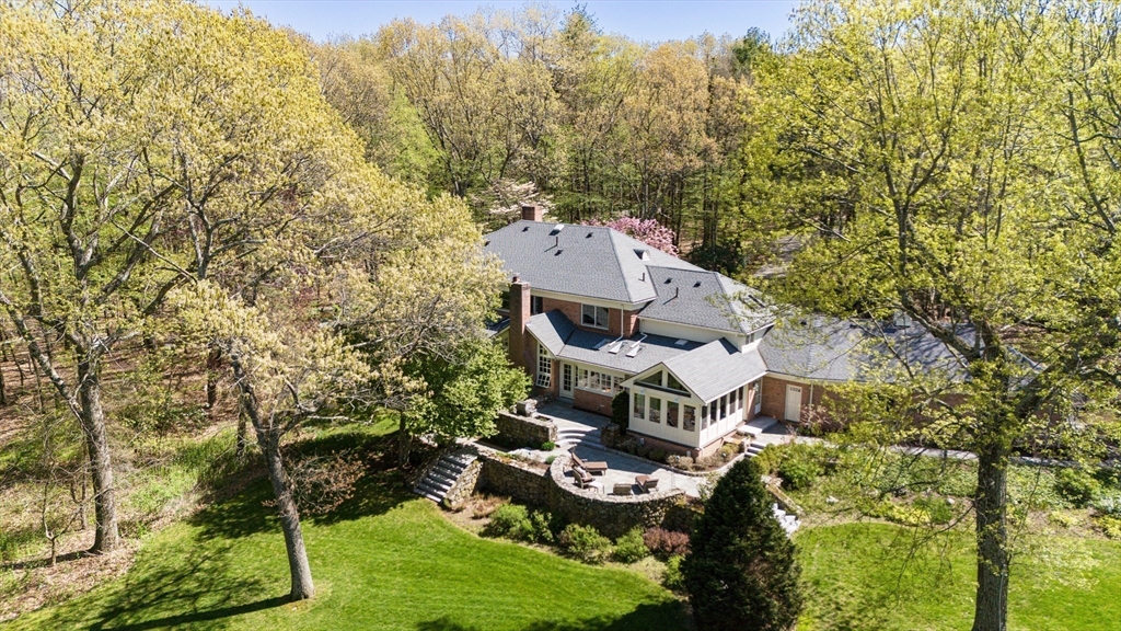 Wheeler Rd, Lincoln, MA 01773