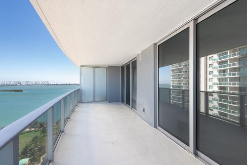 1907-488 Ne 18th St, Miami, FL, 33132-1112 | Card Image