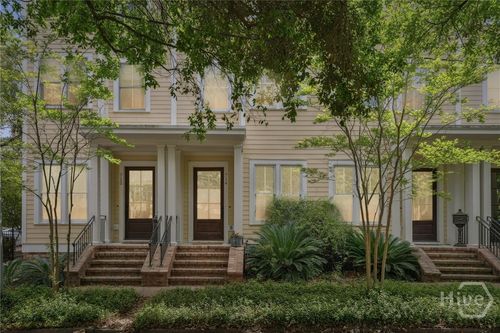 714 Tattnall St, savannah, GA, 31401-5542 | Card Image