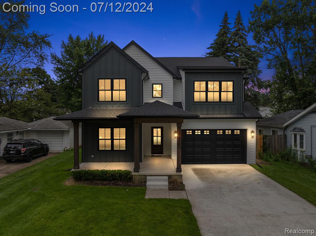 Tonawanda Ave, Royal Oak, MI 48073