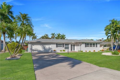 261 Bayshore Dr, Cape Coral, FL, 33904-5810 | Card Image