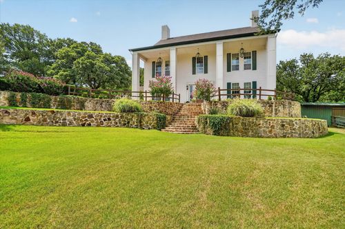 3438 Indian. Trail, Arlington, TX, 76016 | Card Image