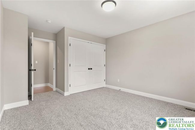 721 7 Th St, House other with 3 bedrooms, 3 bathrooms and null parking in Whitehall PA | Image 38