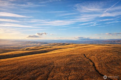 100 Orchard Way, Wapato, WA, 98951-9549 | Card Image