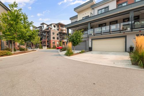 41-45500 Campus Dr, Chilliwack, BC, V2R6E9 | Card Image