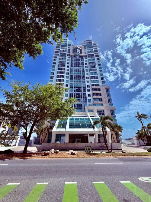 906-403 Calle Constitucion, San Juan, PR, 00920-3809 | Card Image