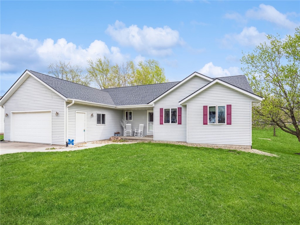 Meadow Lane Dr, Montezuma, IA 50171