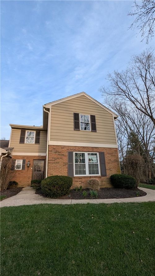 7809 Capitol Hill Ln, Dayton, OH, 45459-4005 | Card Image