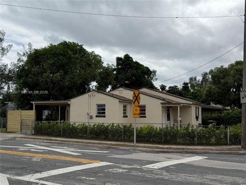 3616 Greenwood Ave, West Palm Beach, FL, 33407-4730 | Card Image
