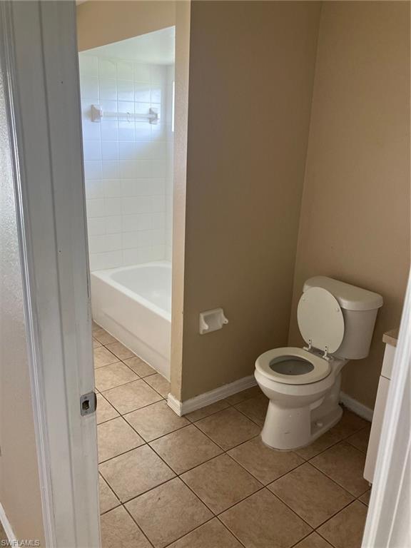 Residential Lease in LEHIGH ACRES 4