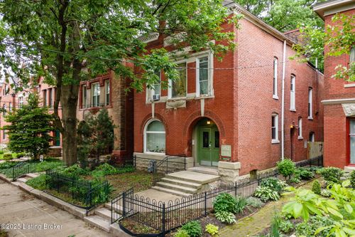 952 S 6th St, Louisville, KY, 40203-3334 | Card Image