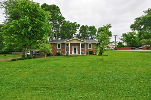 255 Witherspoon Ave, Gallatin, TN, 37066-3726 | Card Image