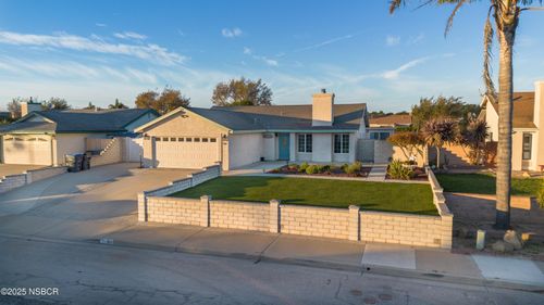 901 Arnold Ave, Lompoc, CA, 93436-3224 | Card Image
