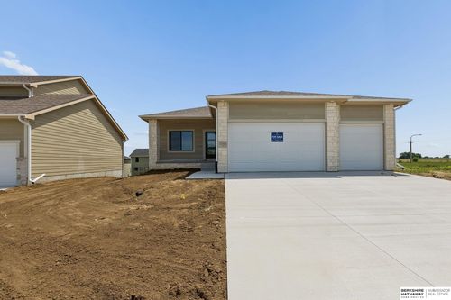 21439 Y St, Elkhorn, NE, 68022-5515 | Card Image