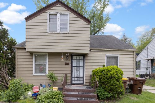 1634 Loomis Street, Rockford, IL, 61102 | Card Image