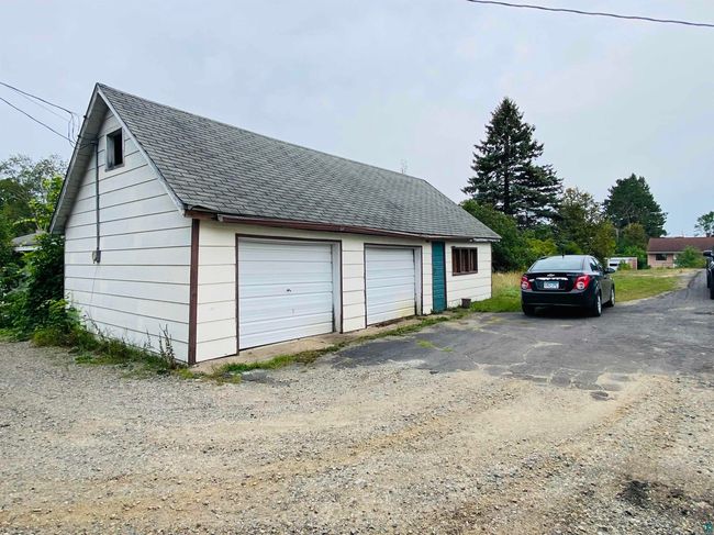 355 W Harvey St, House other with 2 bedrooms, 2 bathrooms and null parking in Ely MN | Image 33