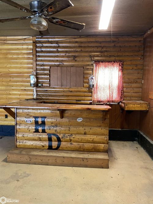 2926 130th St, Lenox, IA, 50851-8123 | Card Image