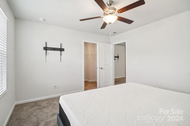 Upstairs Bedroom 2 | Image 37