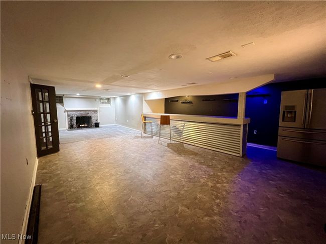 Finished basement | Image 19