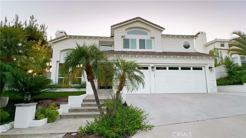 17 Pebble Bch, Trabuco Canyon, CA, 92679-4812 | Card Image