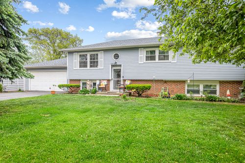 602 Reese Ave, East Dundee, IL, 60118-2416 | Card Image