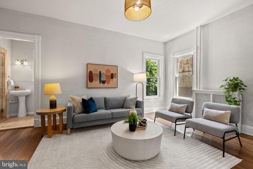 216 S St Ne, WASHINGTON, DC, 20002-1526 | Card Image