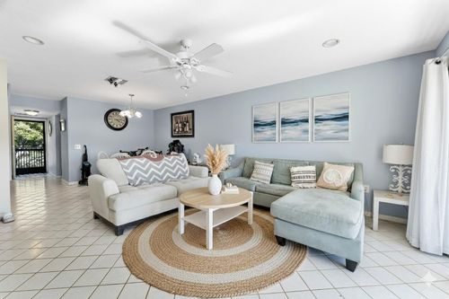 307-4266 Deste Ct, Lake Worth, FL, 33467-4308 | Card Image