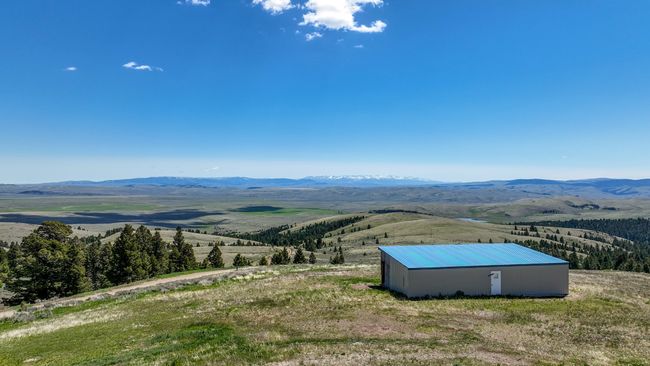 199 Mountainview Trl, House other with 3 bedrooms, 3 bathrooms and null parking in White Sulphur Springs MT | Image 4