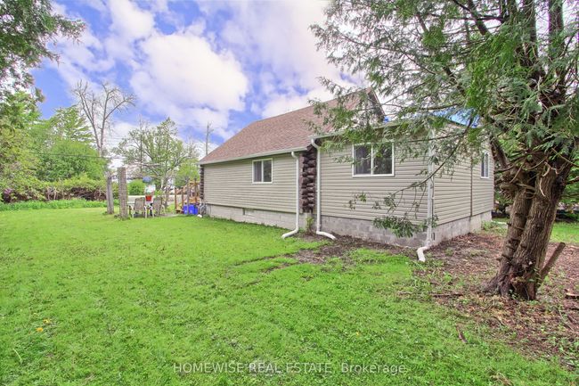 7785 Black River Rd, House other with 2 bedrooms, 1 bathrooms and 3 parking in Sutton West ON | Image 26