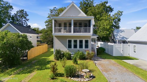 619 First Ave, Oriental, NC, 28571-9348 | Card Image