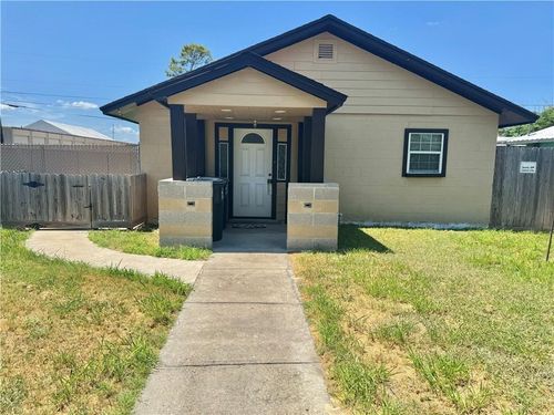 1238 Baywood Ln, Corpus Christi, TX, 78418-5170 | Card Image