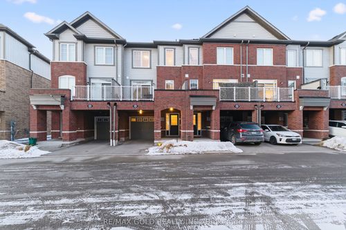 846 Atwater Path, Oshawa, ON, L1J0E8 | Card Image