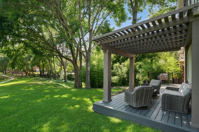 7955 Enclave Way, House other with 4 bedrooms, 3 bathrooms and null parking in Dallas TX | Image 13